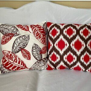 Phantoscope 2 Piece Red & Brown and White Graphic Accent Pillow Case Set